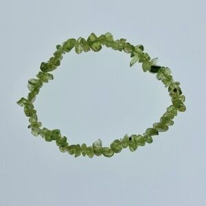 Chrysolite Small Beaded Chip Bracelet - Green with Stretch